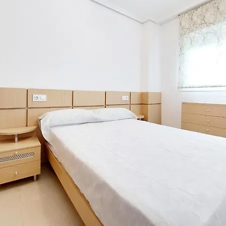 2 Bedroom Awesome In Torre La Sal